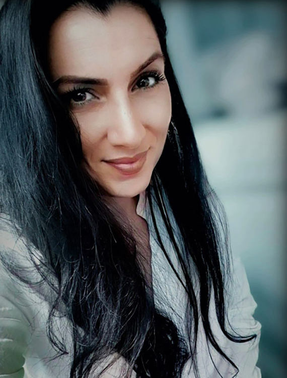 pelin-aksuet-scalpelin.de-web-01